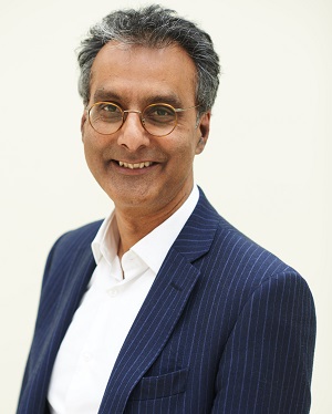 Dr Nav Chana